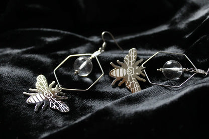 Boucles d'oreilles cristal de roche et bourdons tout inox - Aurore Lune 