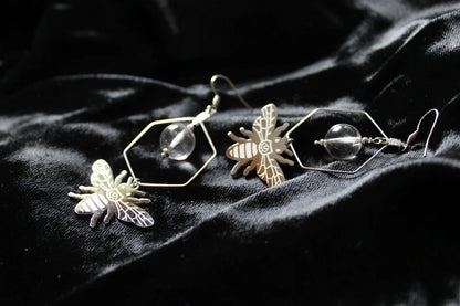 Boucles d'oreilles cristal de roche et bourdons tout inox - Aurore Lune 