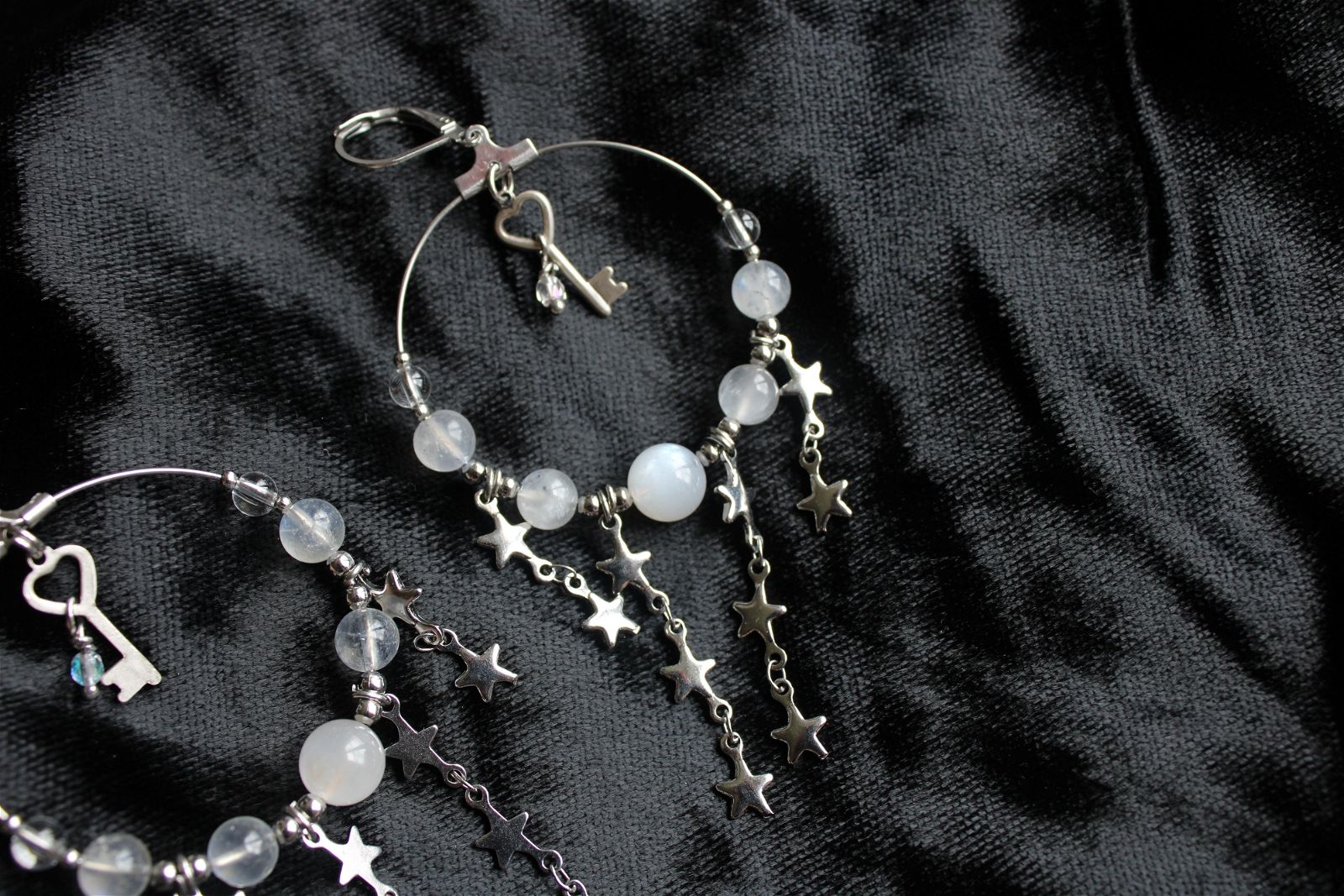 Boucles d'oreilles elfiques labradorite blanche * Stalactite * - Aurore Lune 