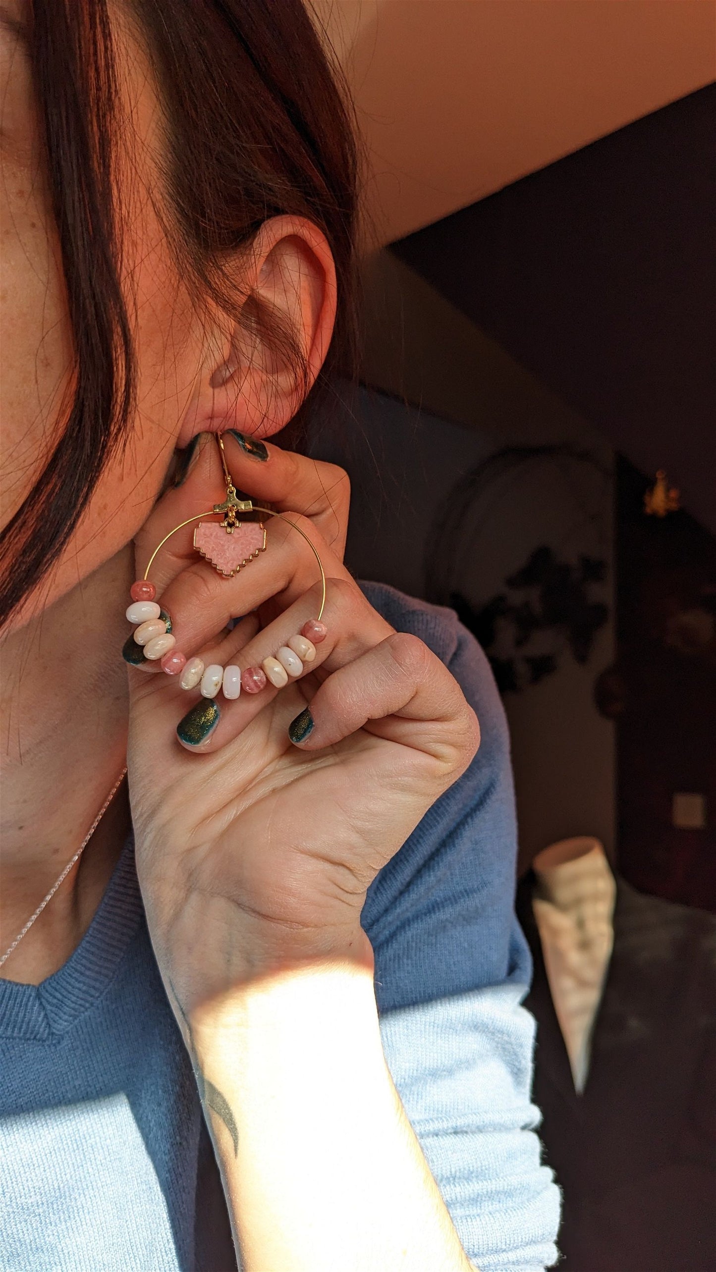 Boucles d'oreilles en opale rose - Aurore Lune 