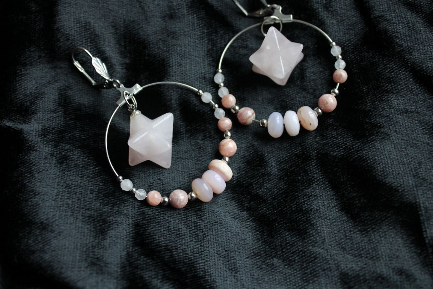 Boucles d'oreilles en quartz rose opale rose rhodochrosite - Aurore Lune 
