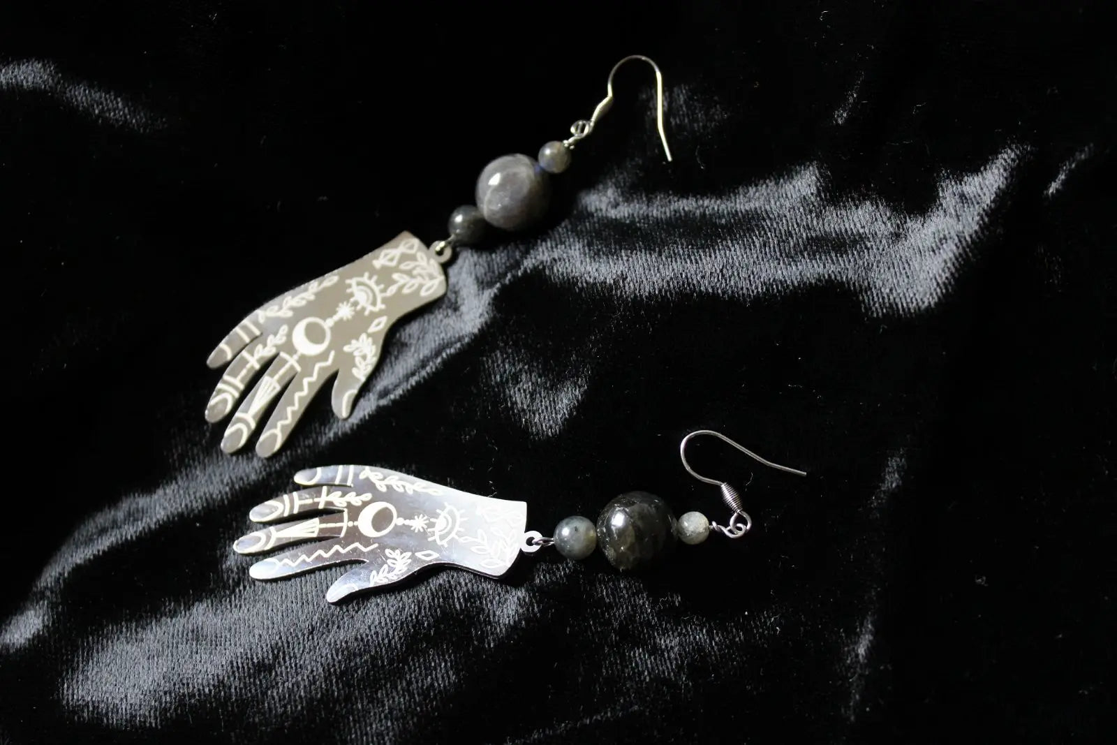 Boucles d'oreilles labradorite mains voyante - Aurore Lune 