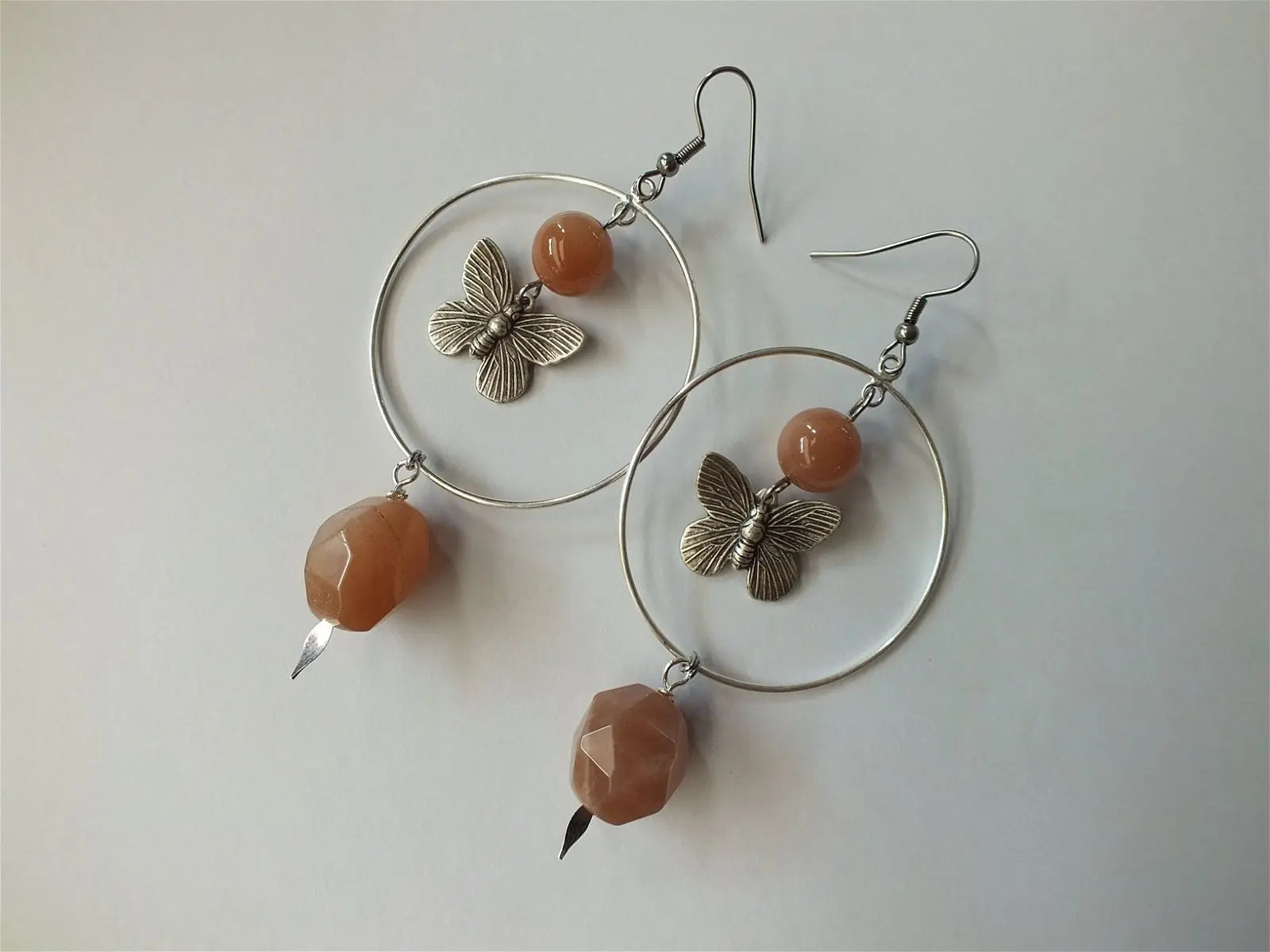Boucles d'oreilles papillons et pierres de lune - Aurore Lune 