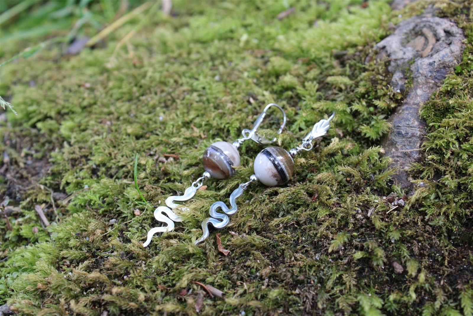 Boucles d'oreilles serpents et agates - Aurore Lune 