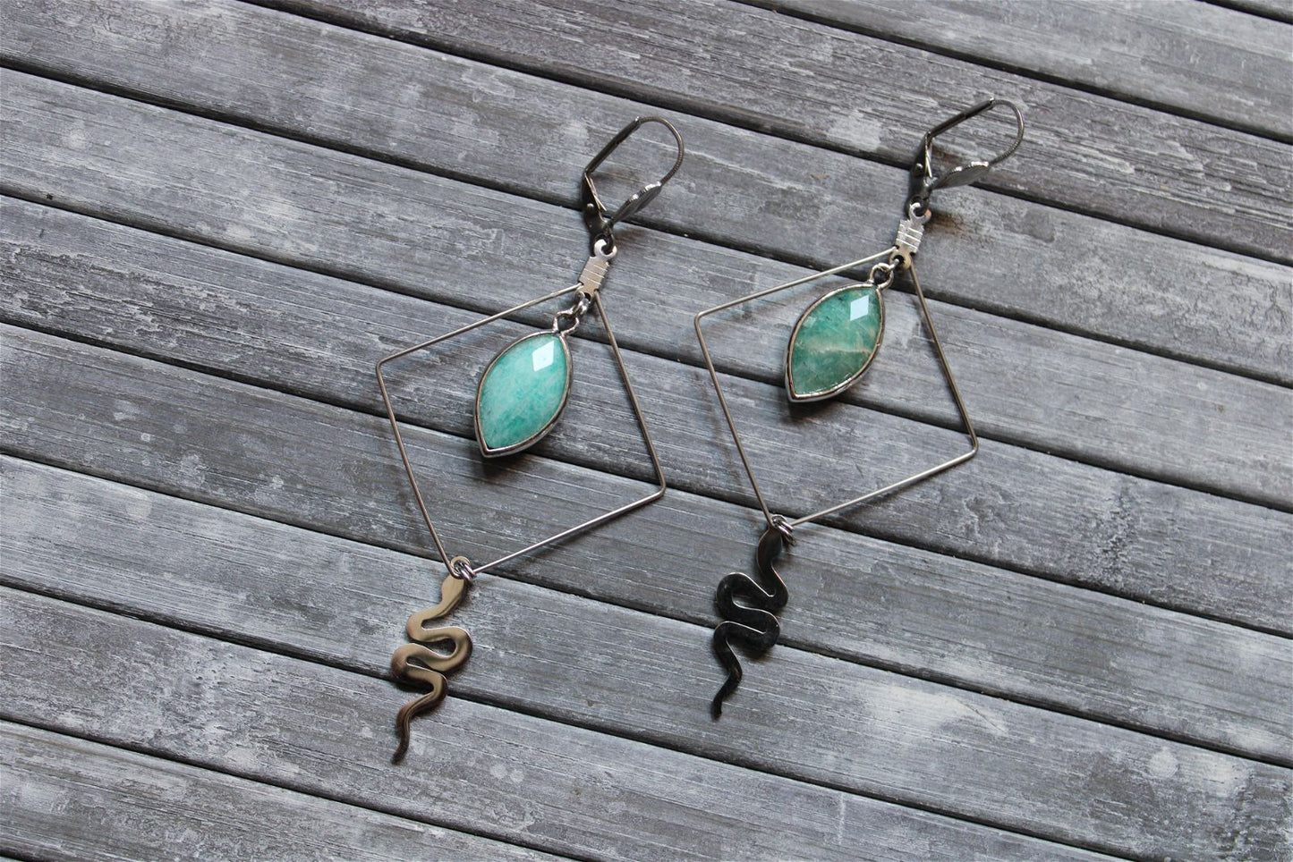 Boucles d'oreilles serpents mystiques et amazonites - Aurore Lune 