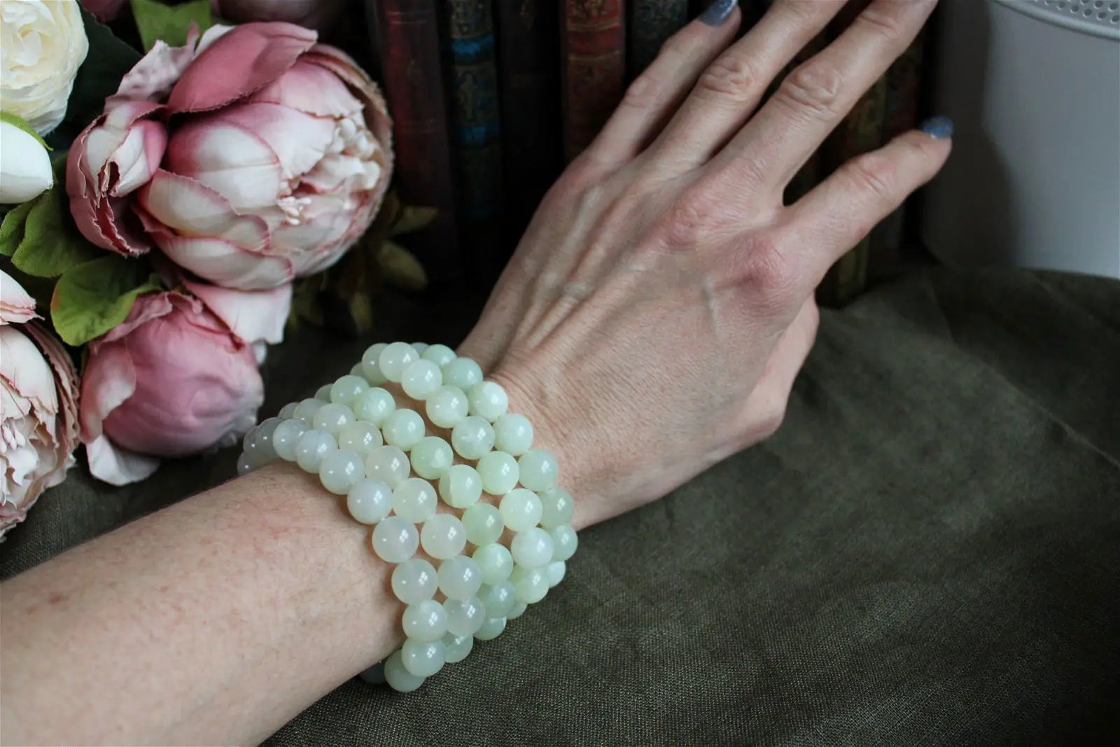 Bracelet de serpentine ou new jade perles 10mm 16 cm - Aurore Lune 