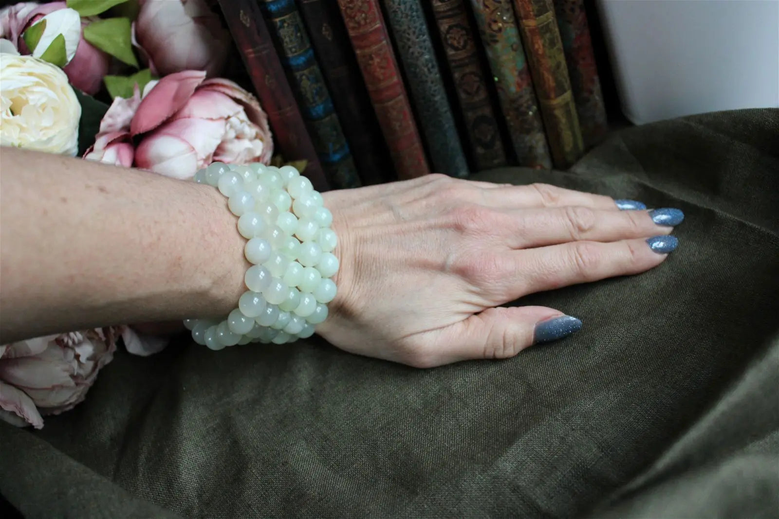 Bracelet de serpentine ou new jade perles 10mm 16 cm - Aurore Lune 