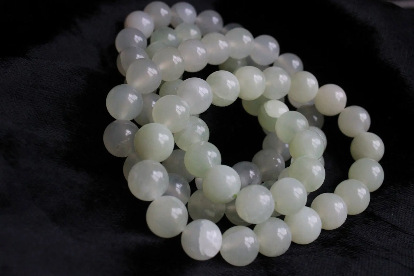 Bracelet de serpentine ou new jade perles 10mm 16 cm - Aurore Lune 