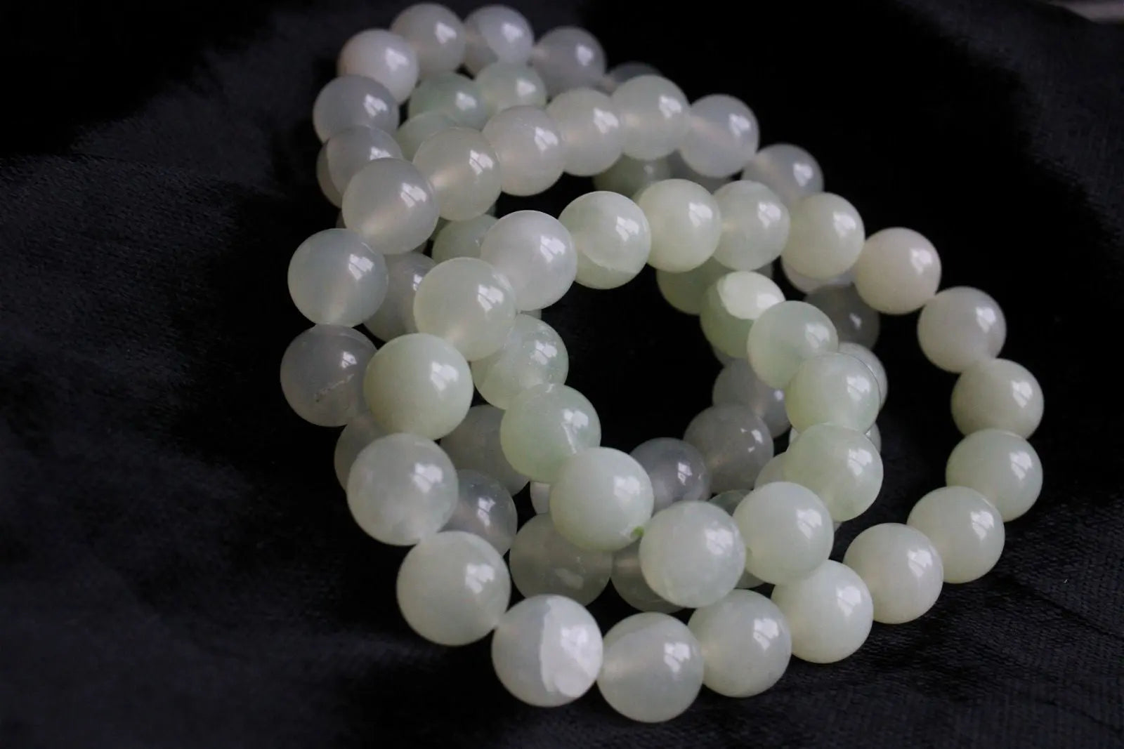 Bracelet de serpentine ou new jade perles 10mm 16 cm - Aurore Lune 