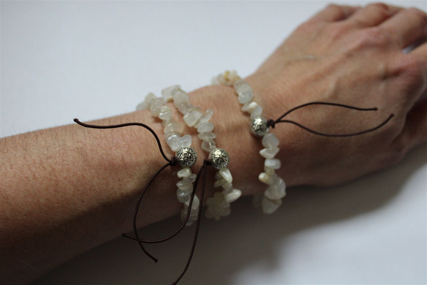 Bracelet en pierre de lune poignet fin ou moyen - Aurore Lune 