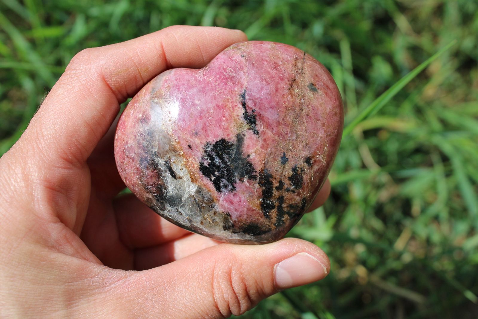 Cœur en rhodonite 7x6 cm - Aurore Lune 