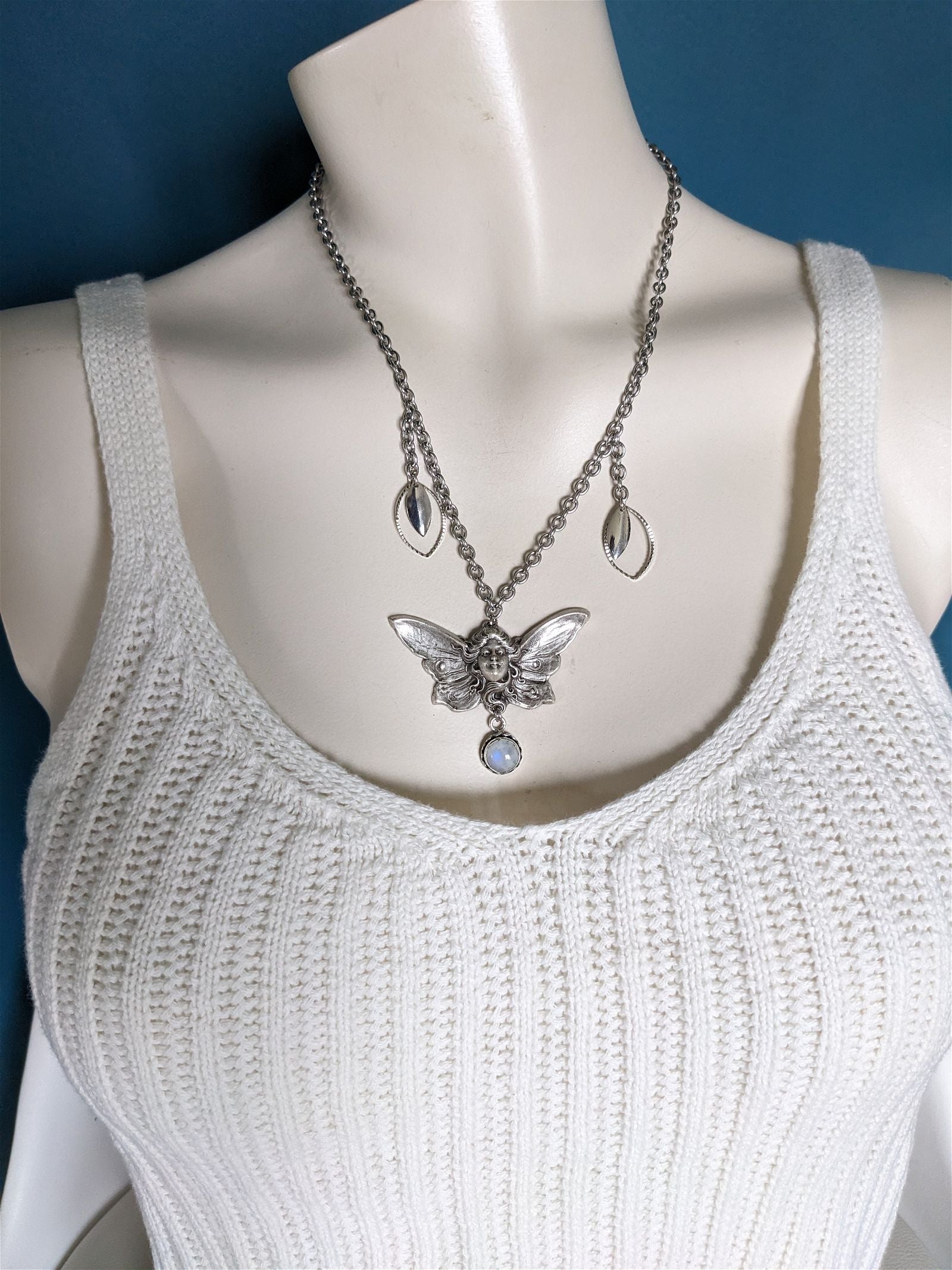 Collier Baroque labradorite blanche*Quand les Anges veillent* - Aurore Lune 