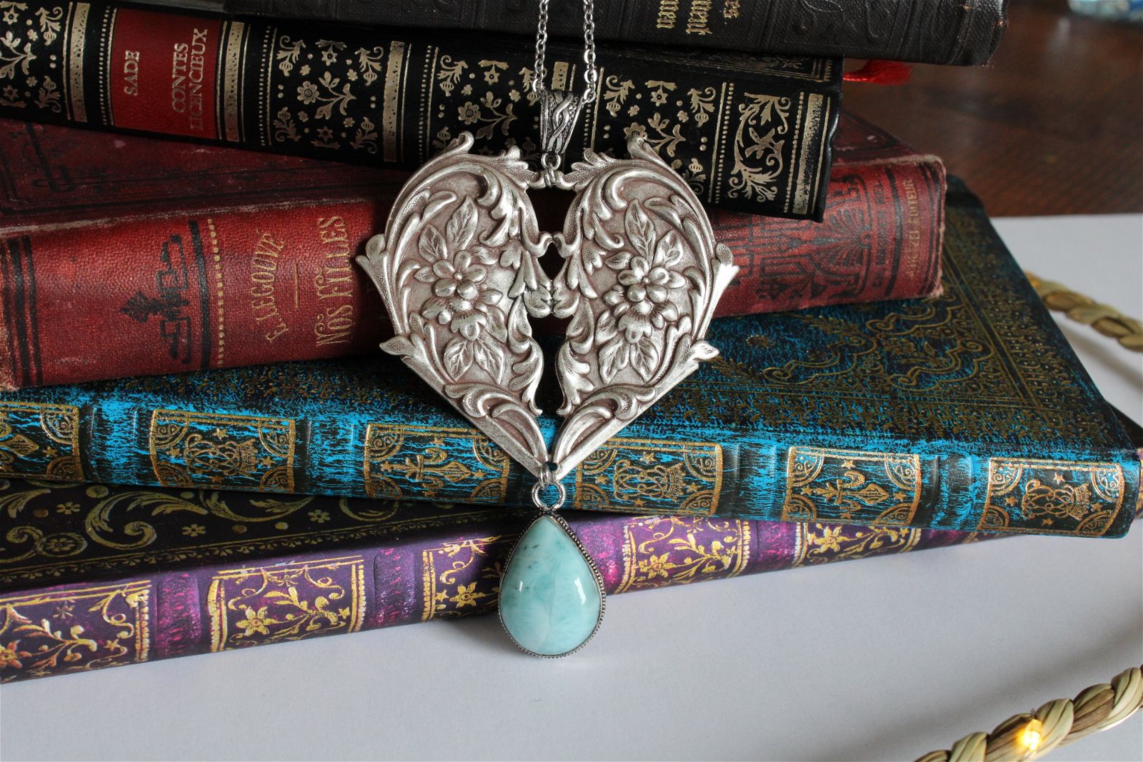 Collier Grand Coeur avec larimar - Aurore Lune 