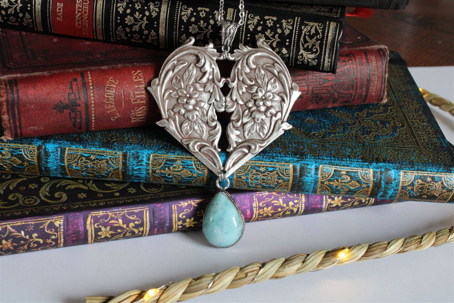 Collier Grand Coeur avec larimar - Aurore Lune 