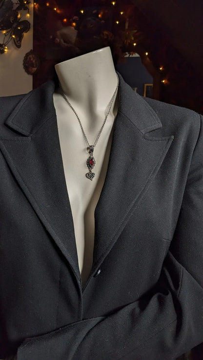 Collier avec fausse pierre rouge sang - Aurore Lune 