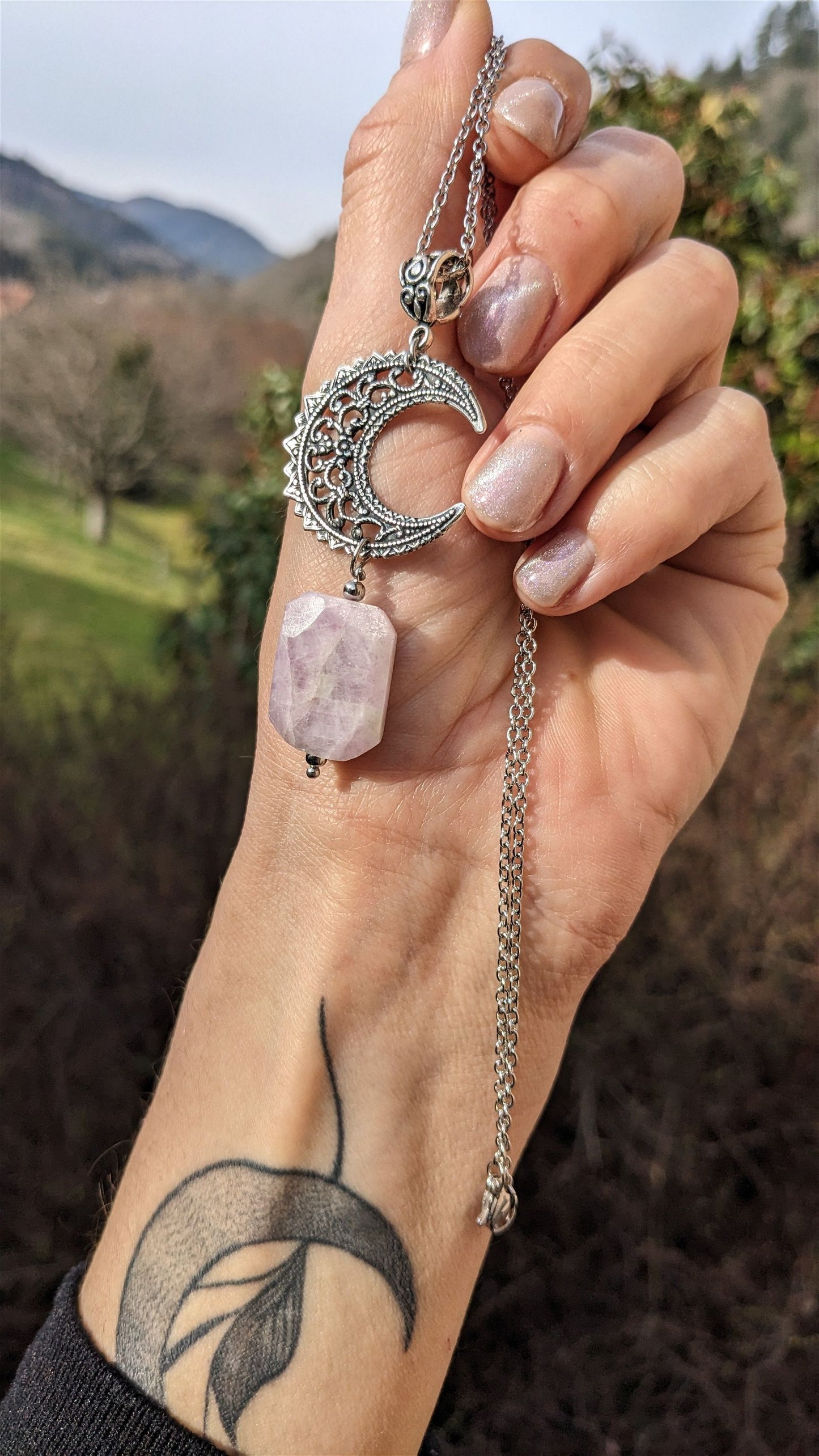 Collier avec kunzite - Aurore Lune 