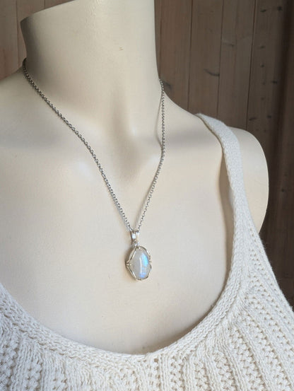 Collier avec labradorite blanche pierre de lune arc-en-ciel - Aurore Lune 