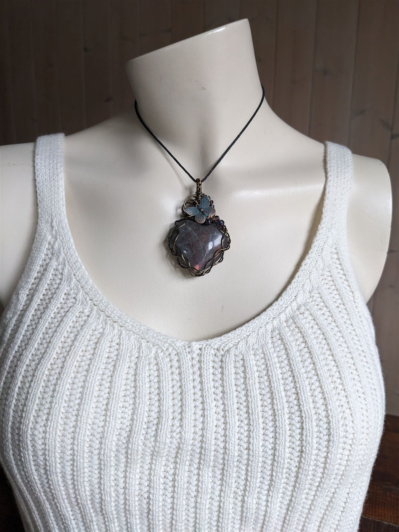 Collier avec labradorite coeur wirewrap - Aurore Lune 