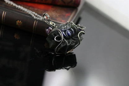 Collier avec labradorite sculptée Lotus *délicatesse* PIECE UNIQUE - Aurore Lune 
