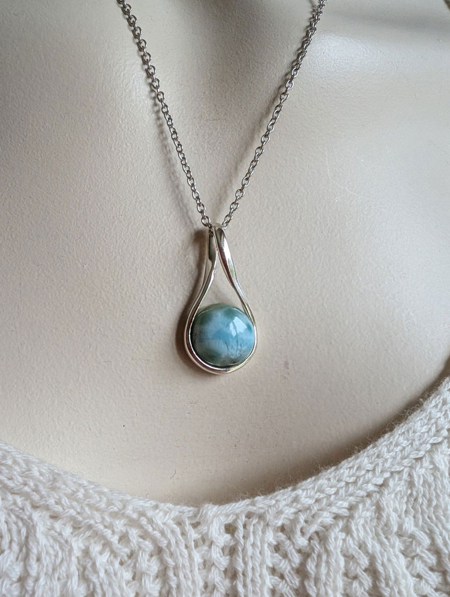 Collier avec larimar - Aurore Lune 