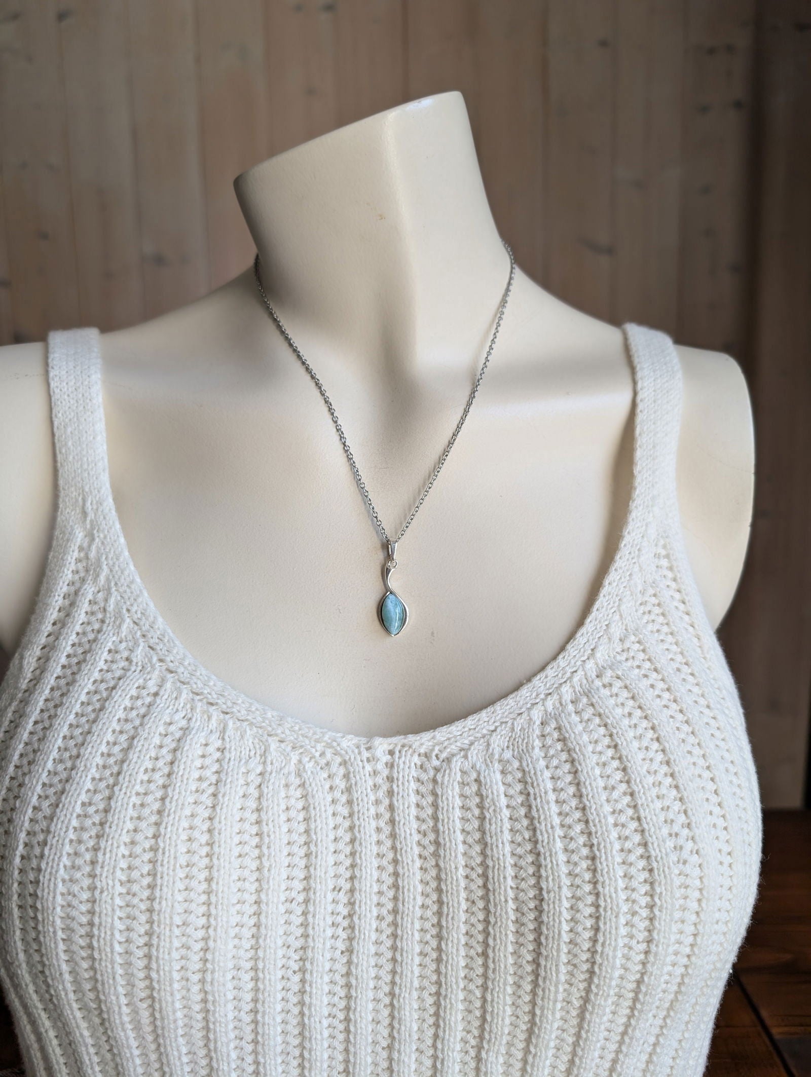 Collier avec larimar - Aurore Lune 
