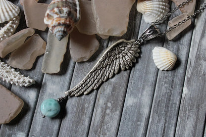 Collier avec larimar et aile - Aurore Lune 