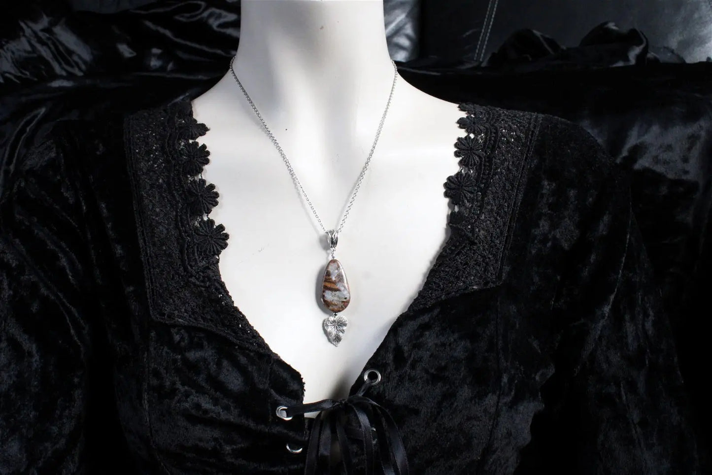 Collier avec opale boulder - Aurore Lune 
