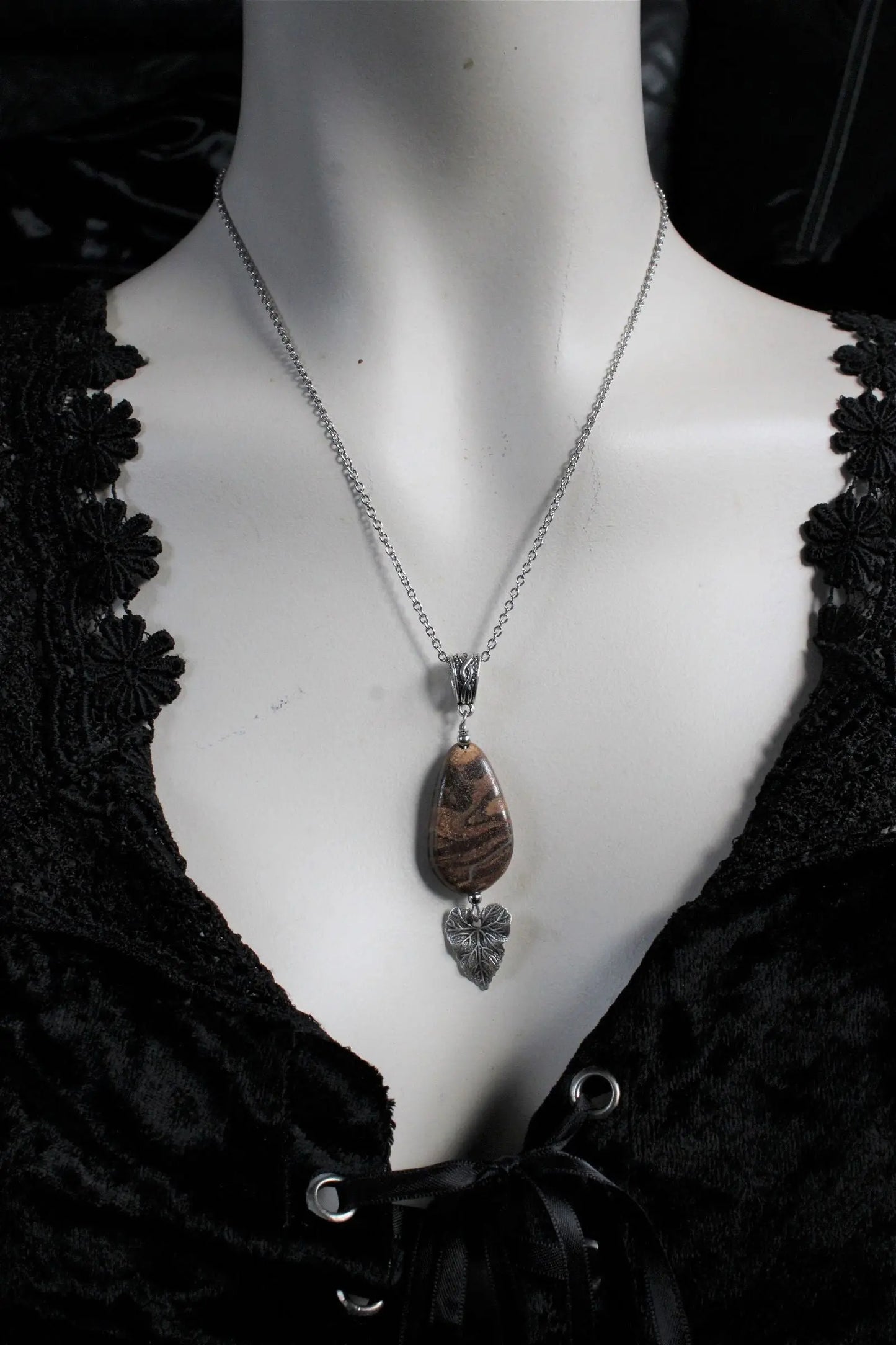 Collier avec opale boulder - Aurore Lune 