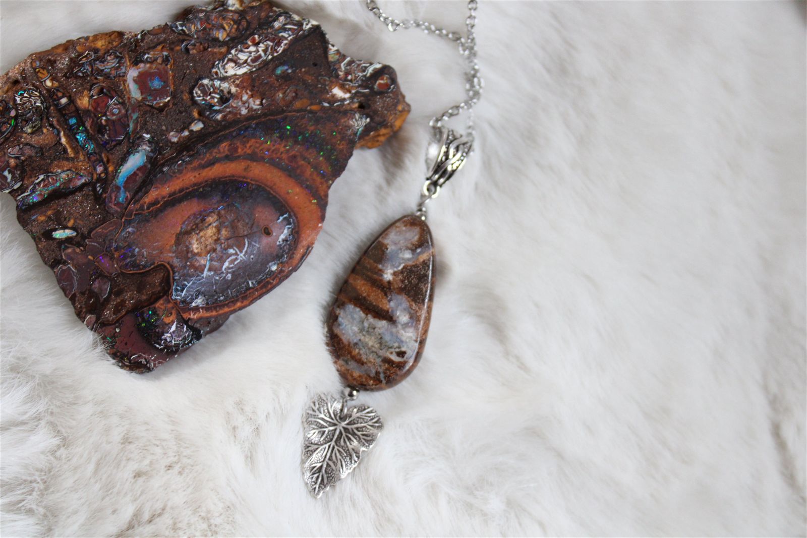 Collier avec opale boulder - Aurore Lune 