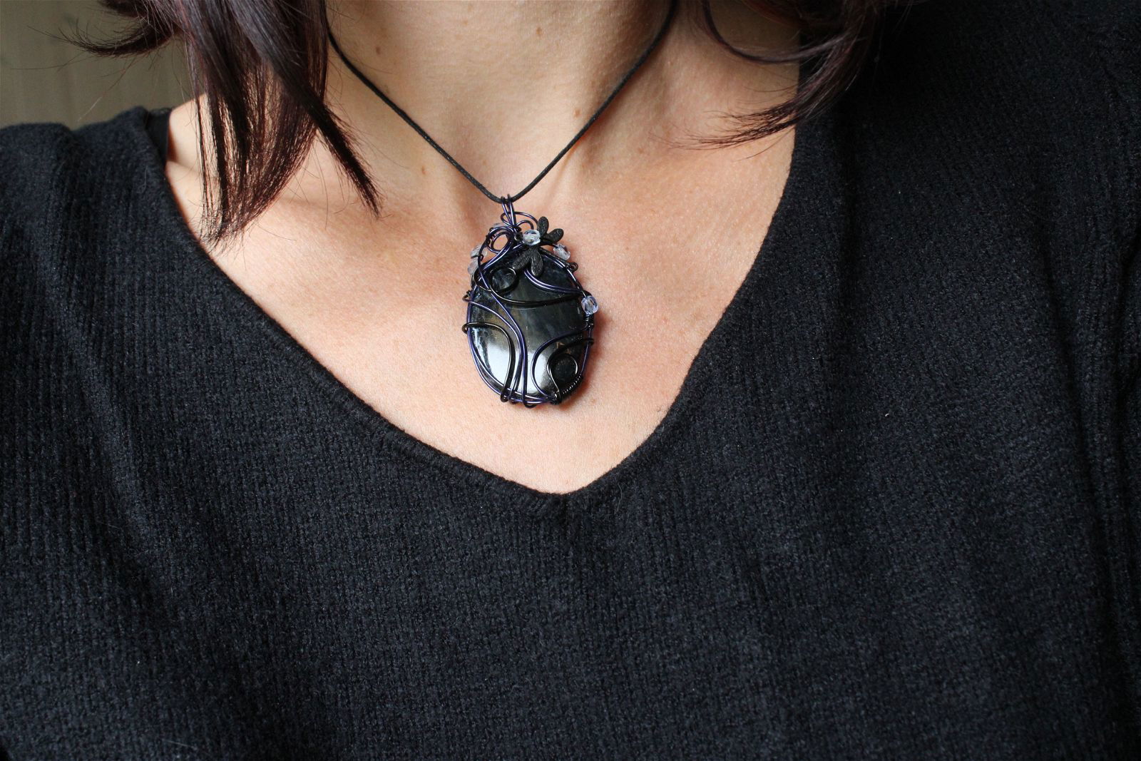 Collier avec pietersite et libellule - Aurore Lune 