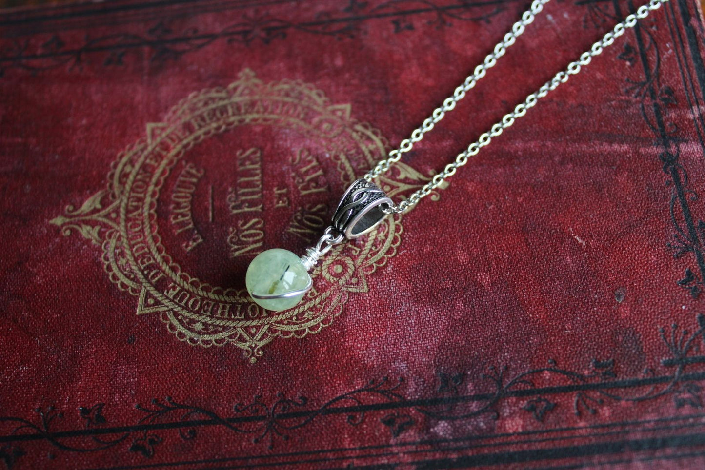 Collier avec prehnite - Aurore Lune 