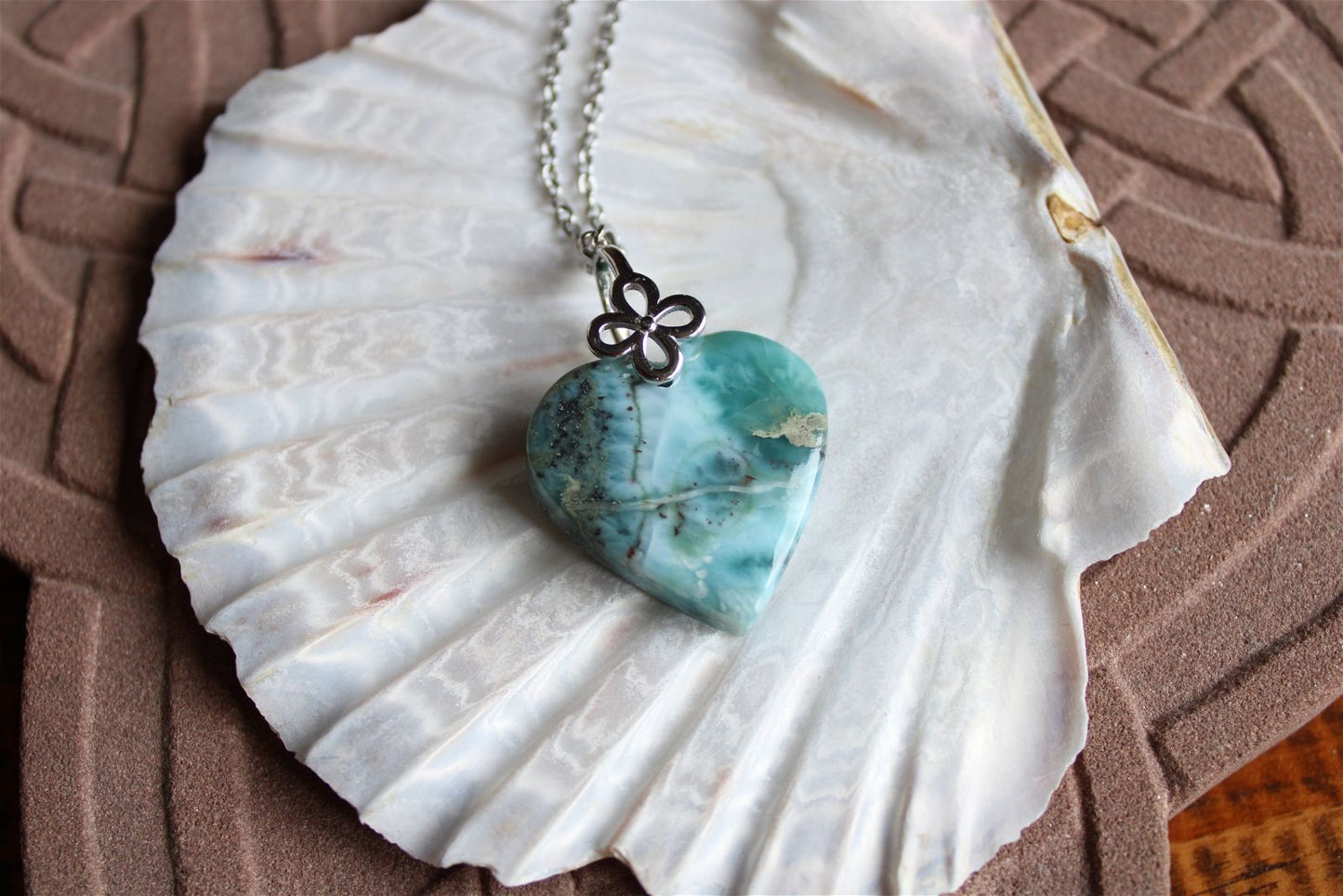 Collier cœur de larimar République Dominicaine - Aurore Lune 