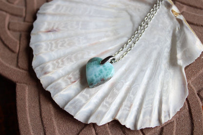 Collier cœur de larimar République Dominicaine - Aurore Lune 