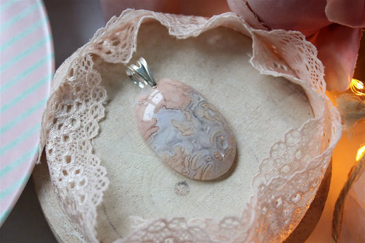 Collier de douceur en agate candy cotton - Aurore Lune 