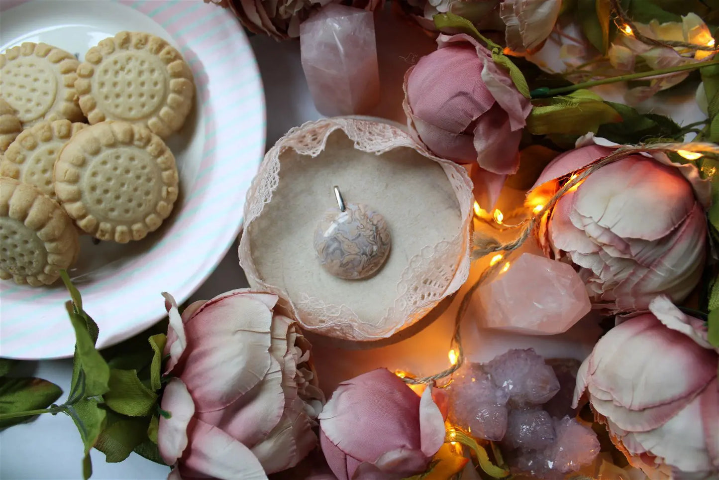 Collier de douceur en agate candy cotton - Aurore Lune 