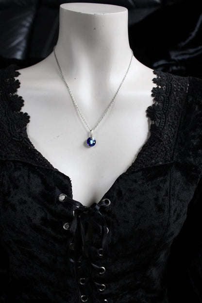 Collier décoré SWAROVSKI bleu nuit - Aurore Lune 