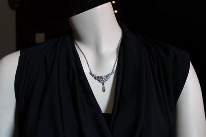 Collier décoré de swarovski original Art Nouveau - Aurore Lune 