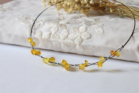 Collier en ambre certifié sur fil câblé 45cm - Lituanie - Aurore Lune 