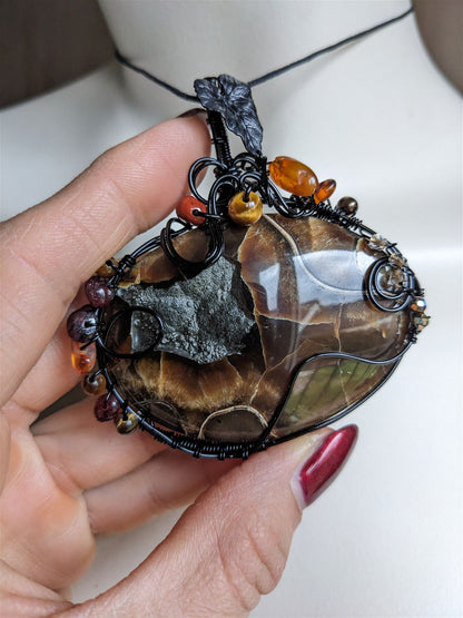 Collier en grande simbircite de Russie ** rare ** - Aurore Lune 