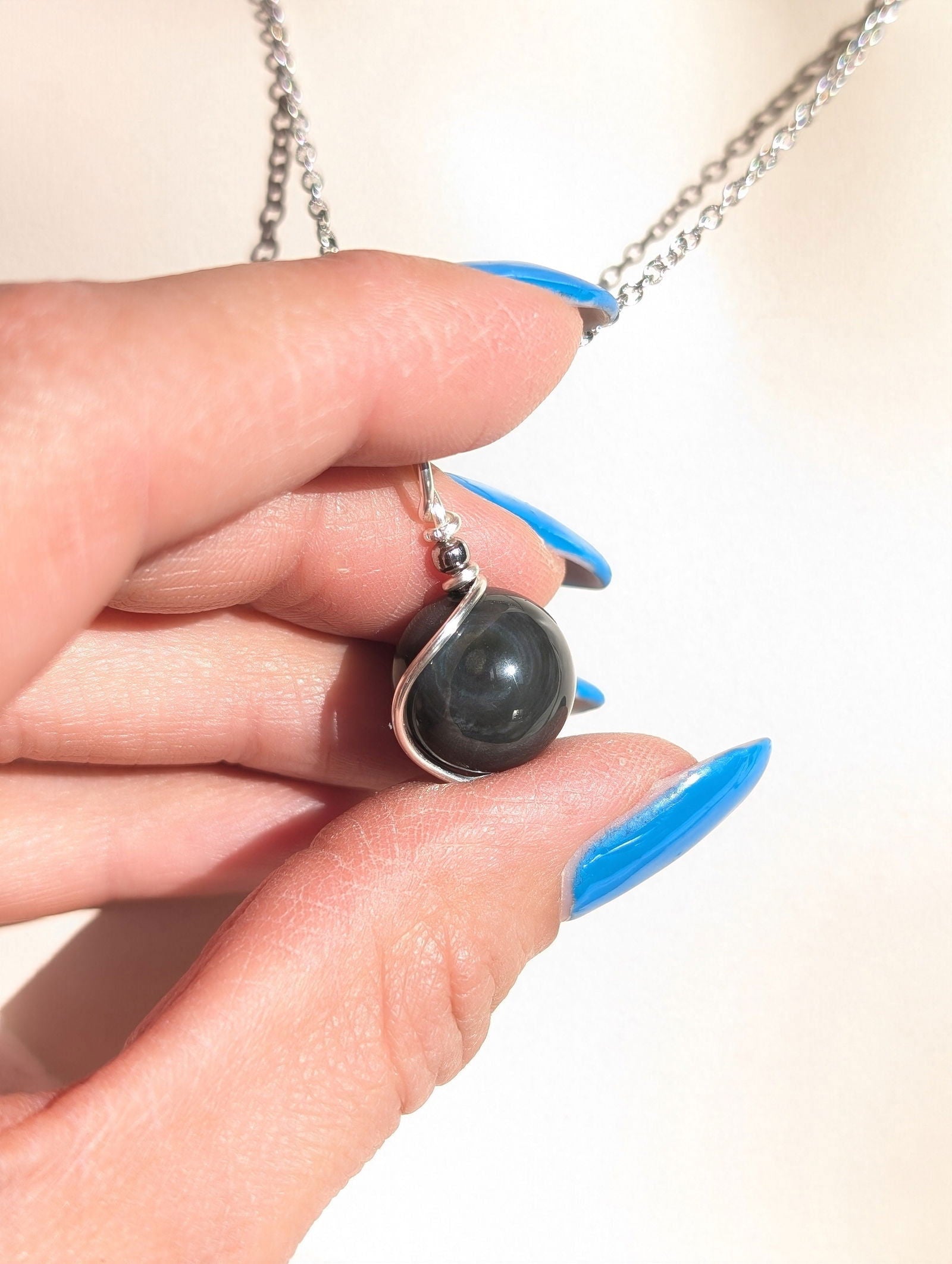 Collier en obsidienne mentogochol - Aurore Lune 