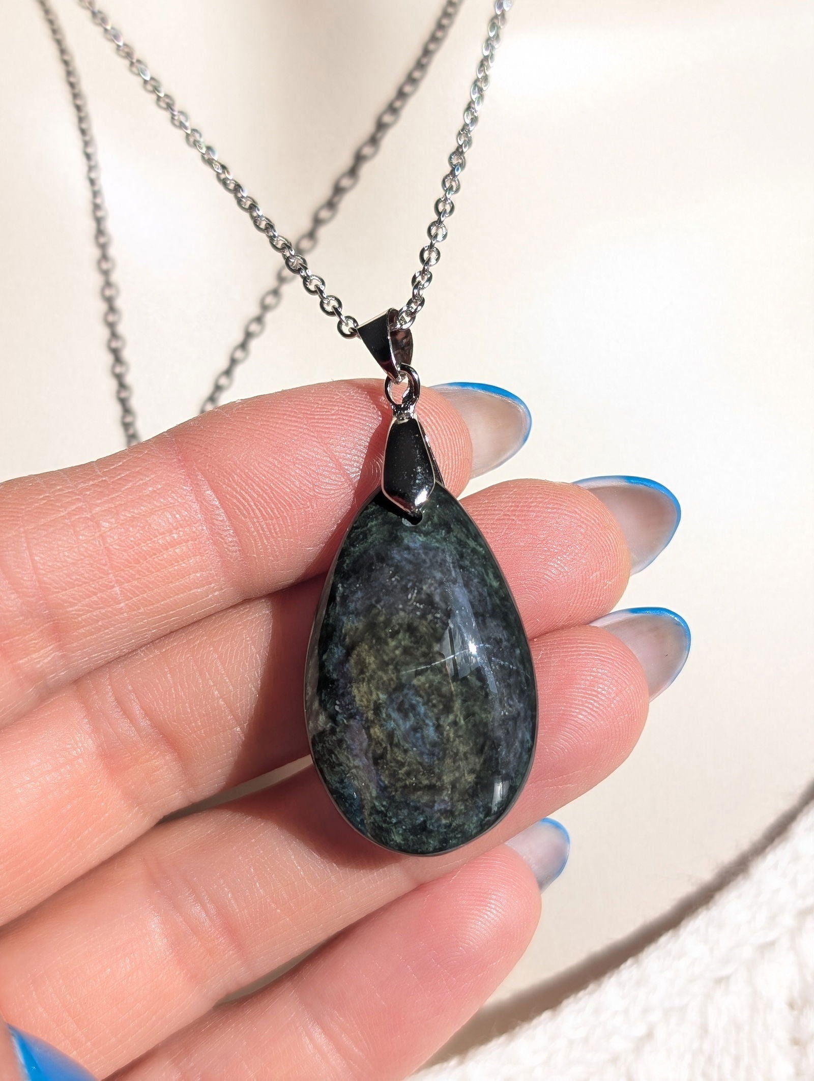 Collier en obsidienne mentogochol - Aurore Lune 