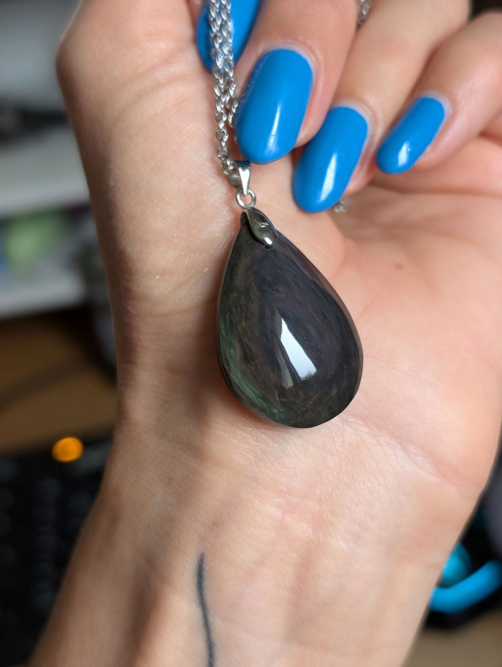 Collier en obsidienne mentogochol - Aurore Lune 