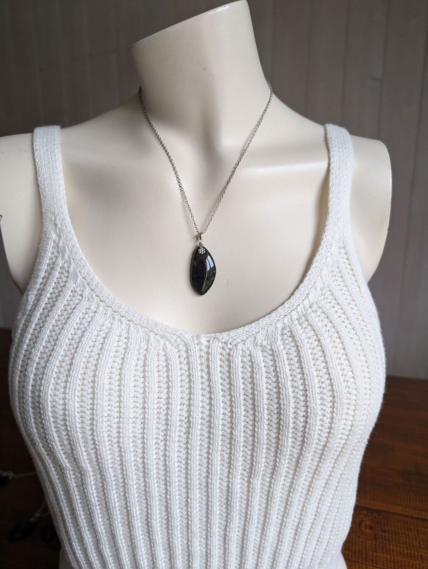 Collier en obsidienne mentogochol - Aurore Lune 