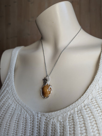 Collier en simbircite plaqué argent - Aurore Lune 
