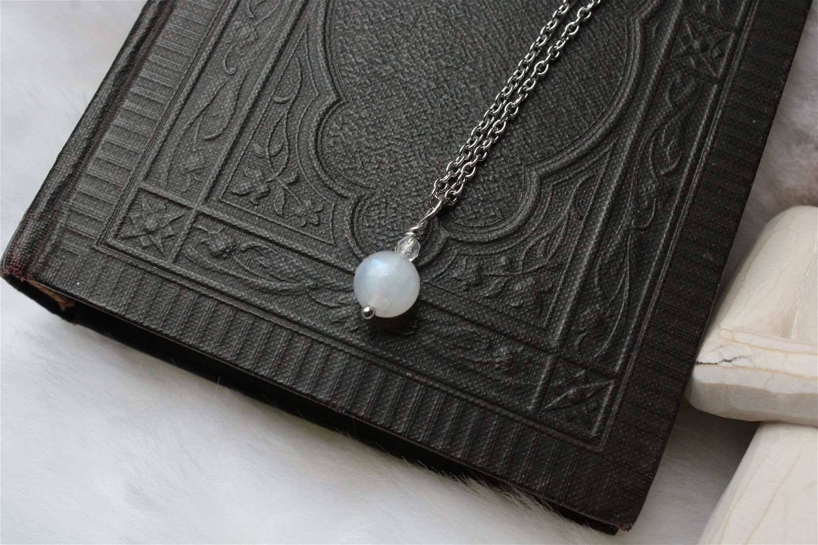 Collier épuré labradorite blanche - Aurore Lune 