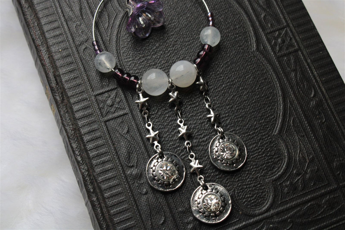 Collier labradorite blanche et décorations douces - Aurore Lune 
