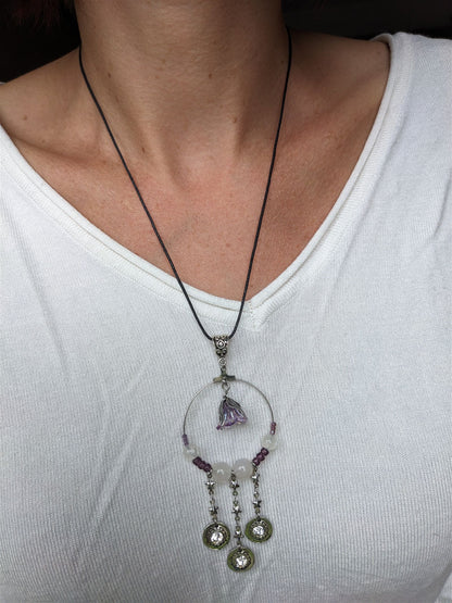 Collier labradorite blanche et décorations douces - Aurore Lune 