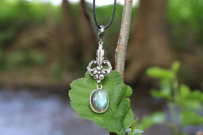 Collier labradorite et décoration façon Art Nouveau - Aurore Lune 