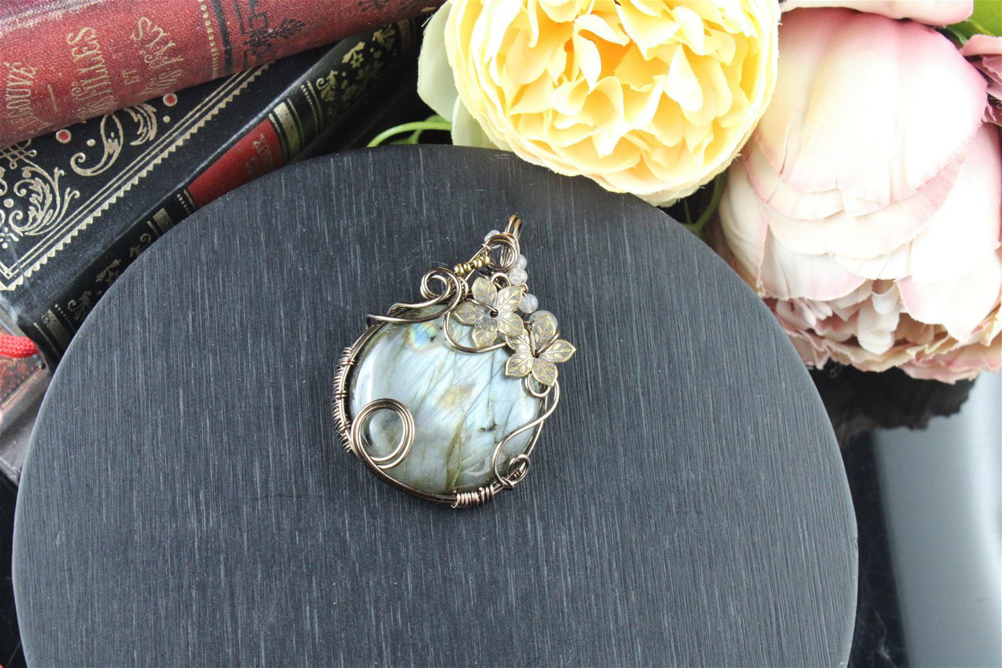 Collier labradorite jolis reflets gris - Aurore Lune 