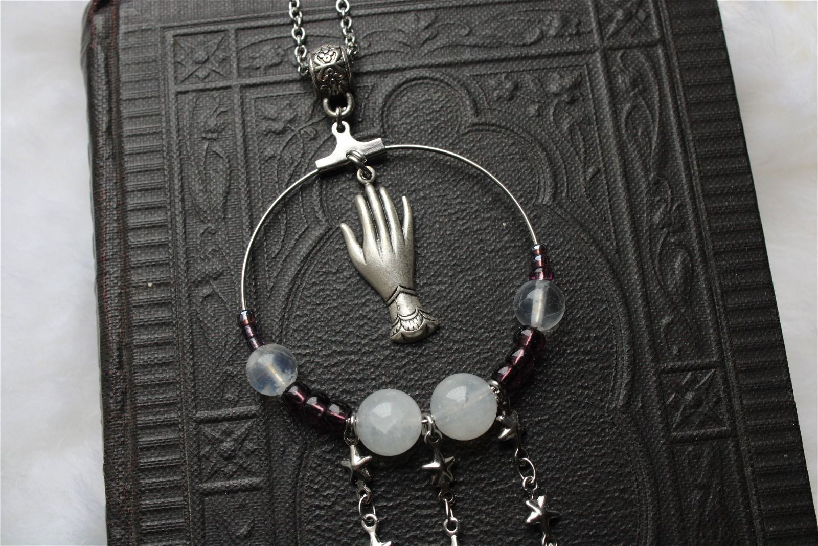Collier mystique labradorite blanche et serpents - Aurore Lune 